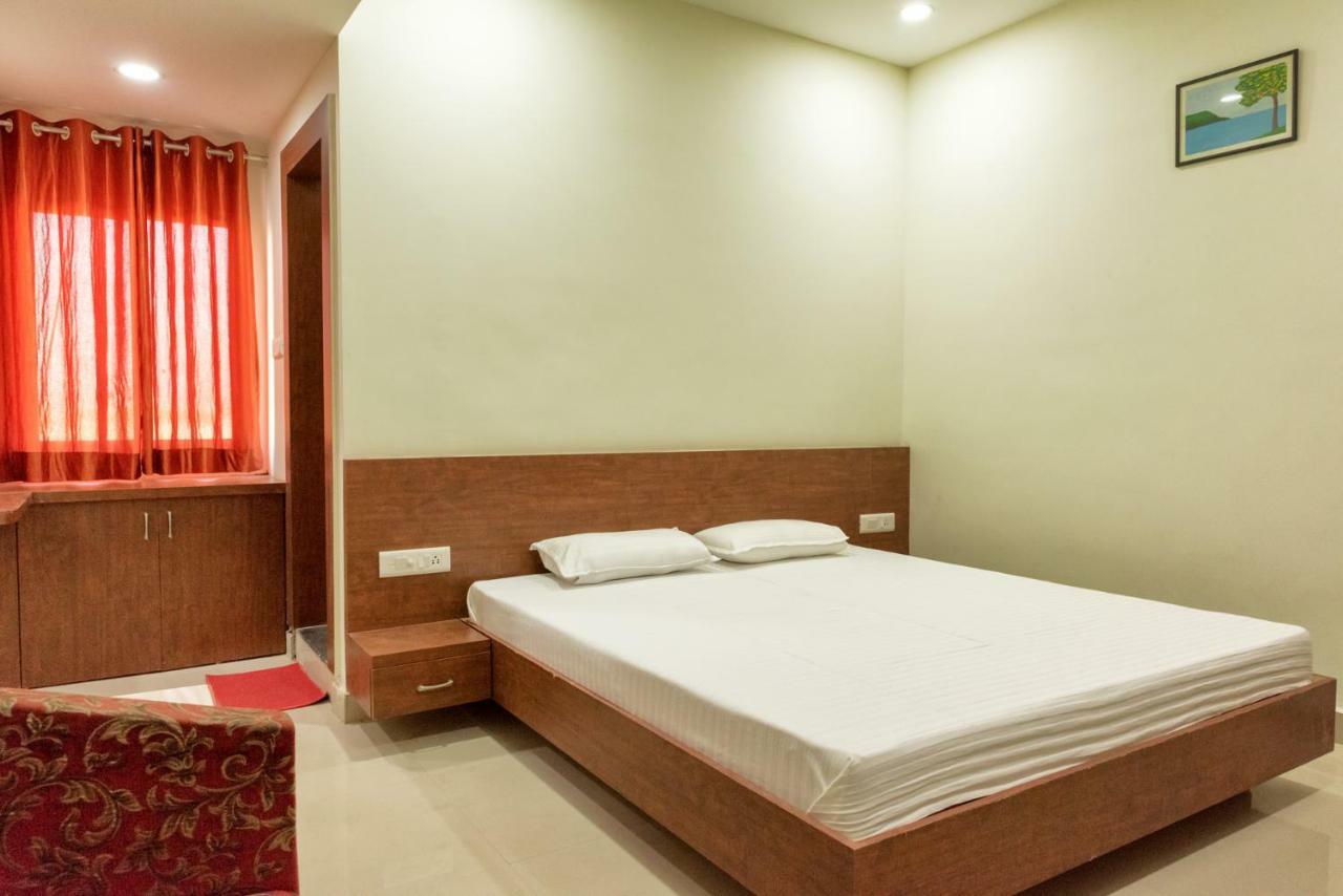 Hotel Drishti,Bhopal Esterno foto